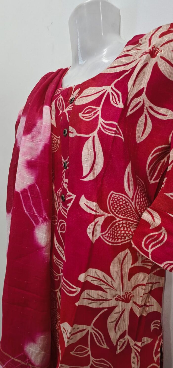 Red Floral Print Cotton kurta set - Image 5