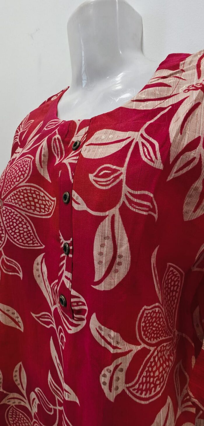 Red Floral Print Cotton kurta set - Image 4