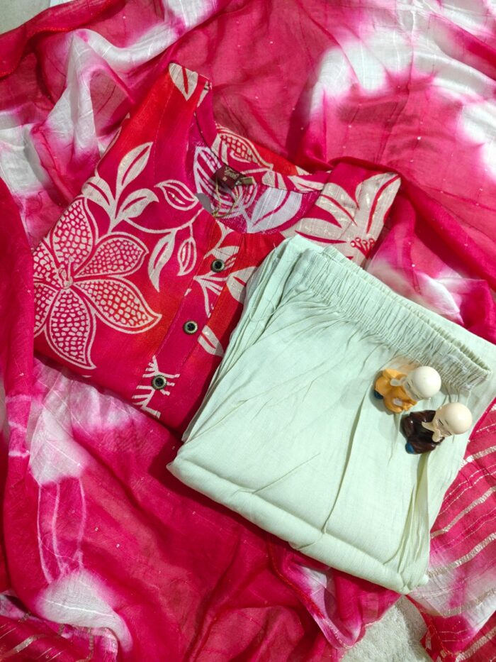 Red Floral Print Cotton kurta set - Image 3